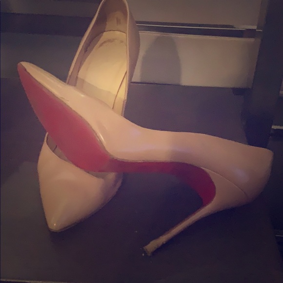 Christian Louboutin Shoes - Christian Louboutin Nude Heels